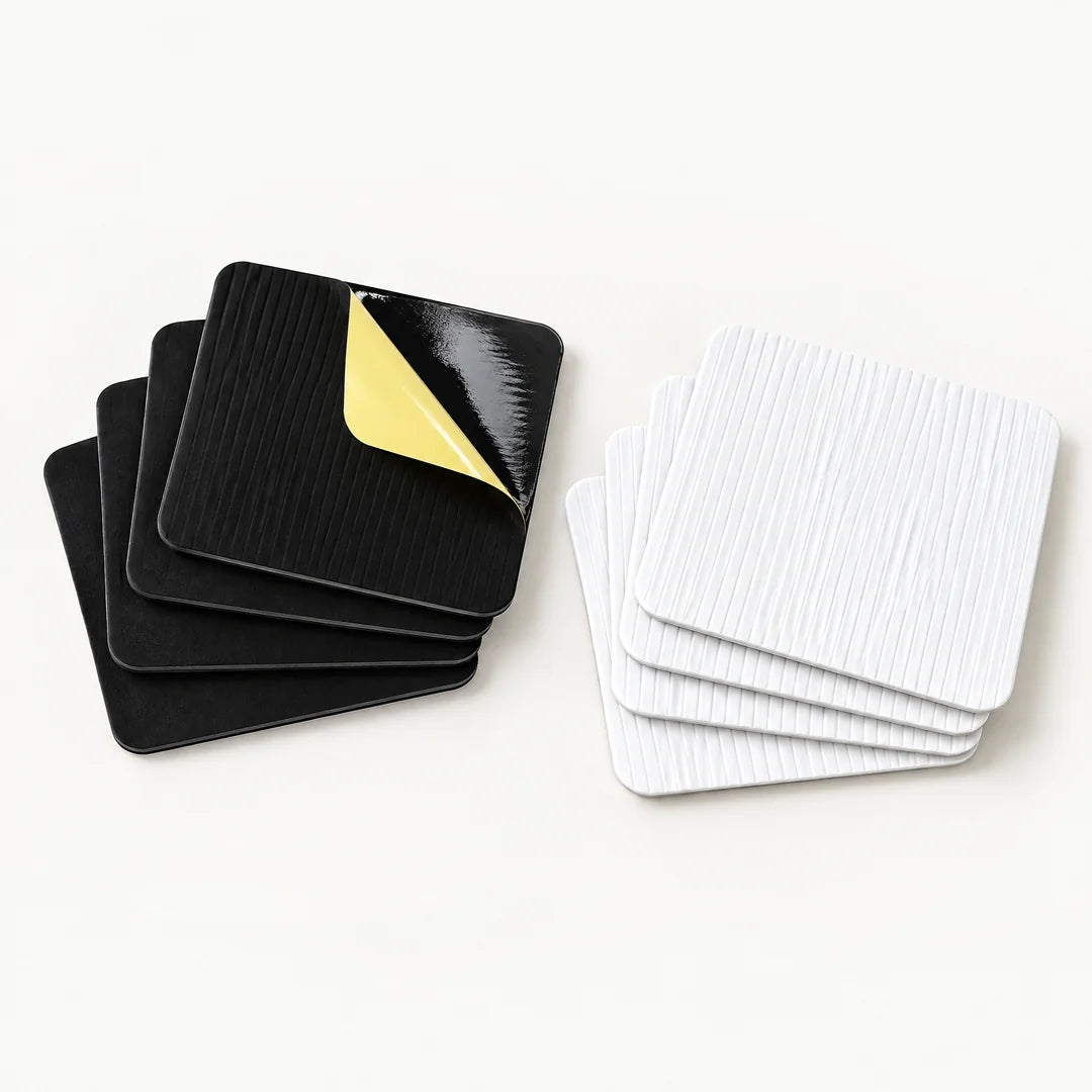 Anti-Rutsch-Pads für Teppiche in Schwarz und Weiß, 4er-Set 10 x 10 cm