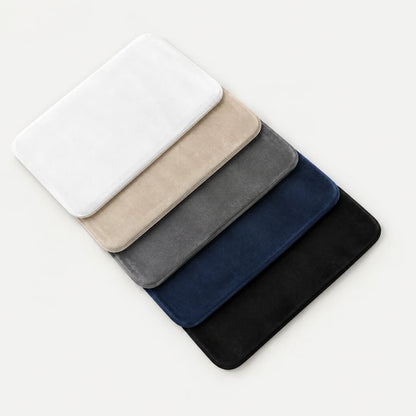 Badematte in fünf Farben: Weiß, Beige, Grau, Dunkelblau, Schwarz