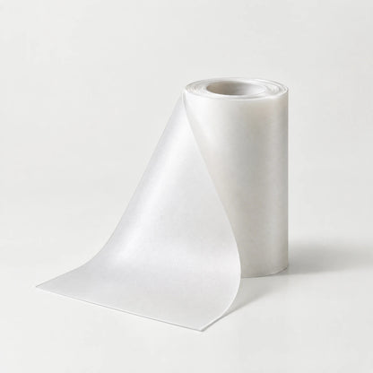 Fensterfolie Sichtschutz als Rolle, milchig mattierte Milchglasfolie im Studio