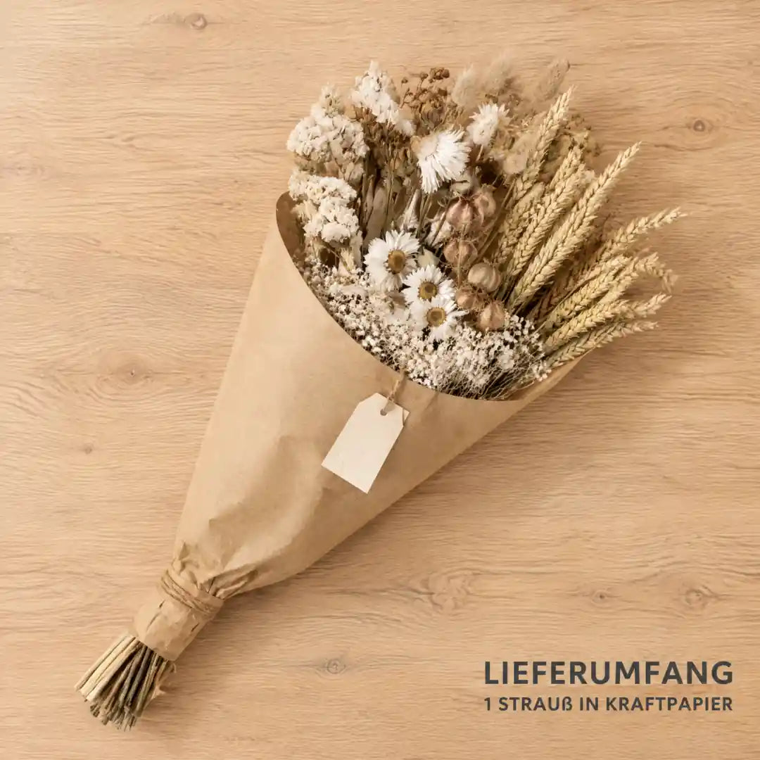 Lieferumfang: ein Trockenstrauß in Kraftpapier mit Anhänger