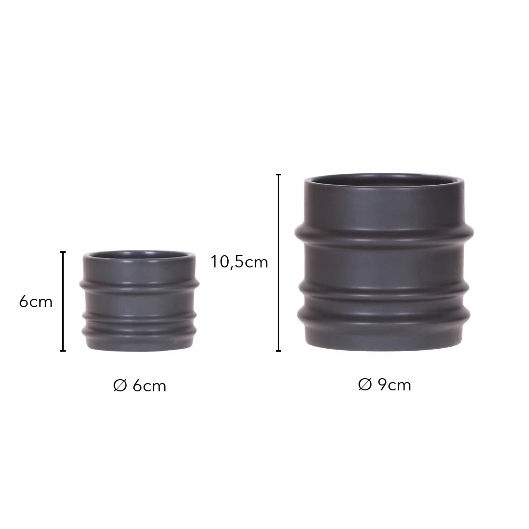 Größe Übertopf: Ø 6 cm mit 6 cm Höhe und Ø 9 cm mit 10,5 cm Höhe